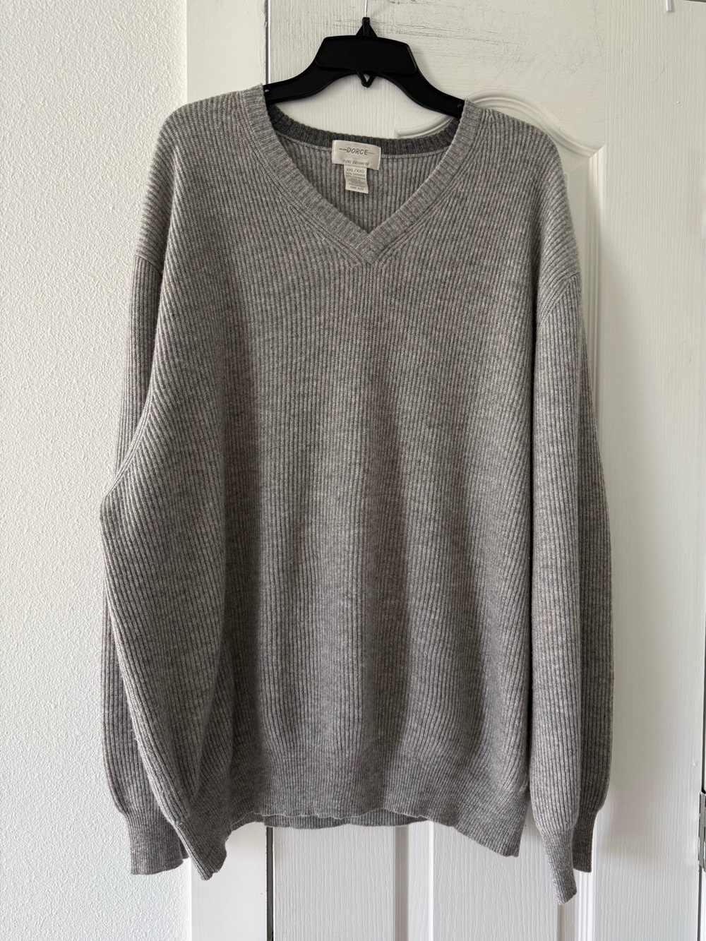 DORCE Men’s XXL 100% Pure Cashmere Gray Ribbed V-Neck Sweater